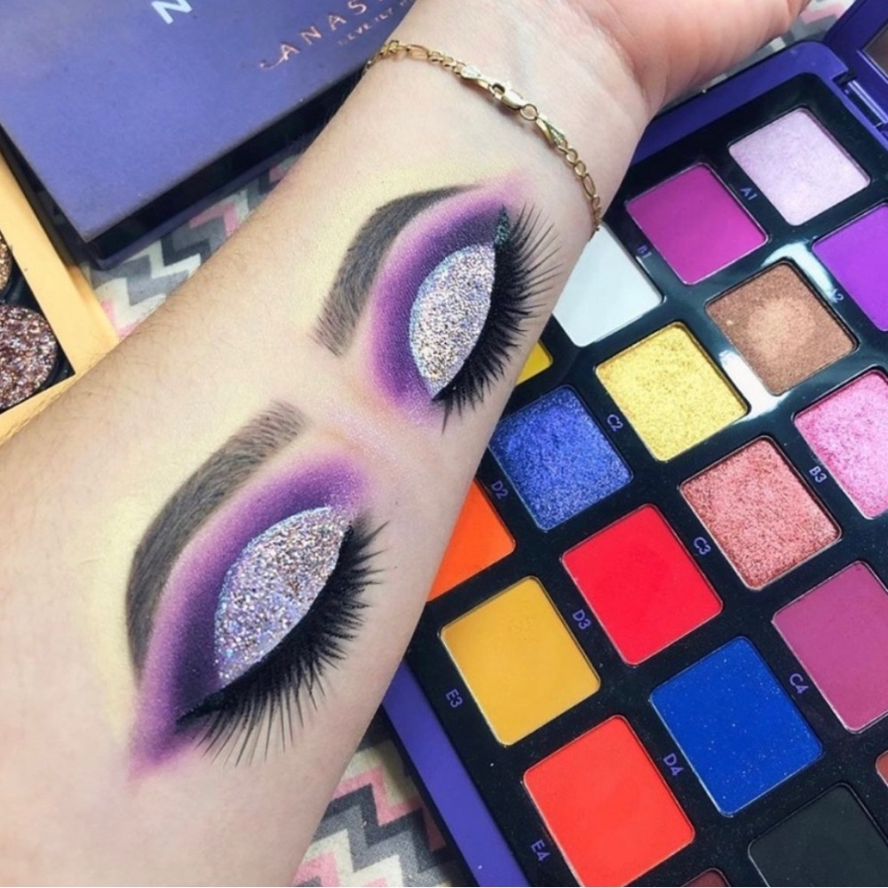 ⭐️ABH N❤️RVINA COLLECTION VOL 1 bundle⭐️ - Picture 2 of 15